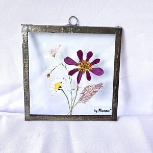 Hanglijstje 10 x 10 Boeketje van madeliefje en cosmea